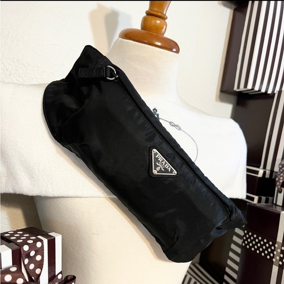 PRADA❤️❤️BUM BAG/WAIST BAG!💜CROSSBODY BAG!⭐️🎉 - Picture 6 of 16